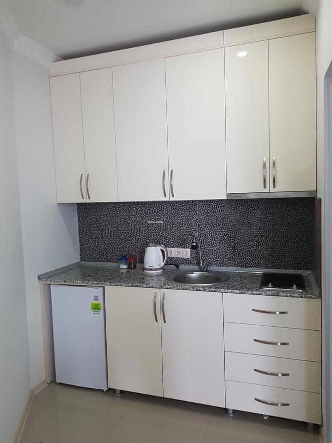 Apartment In Front Of Mcdonald'S Батуми Экстерьер фото