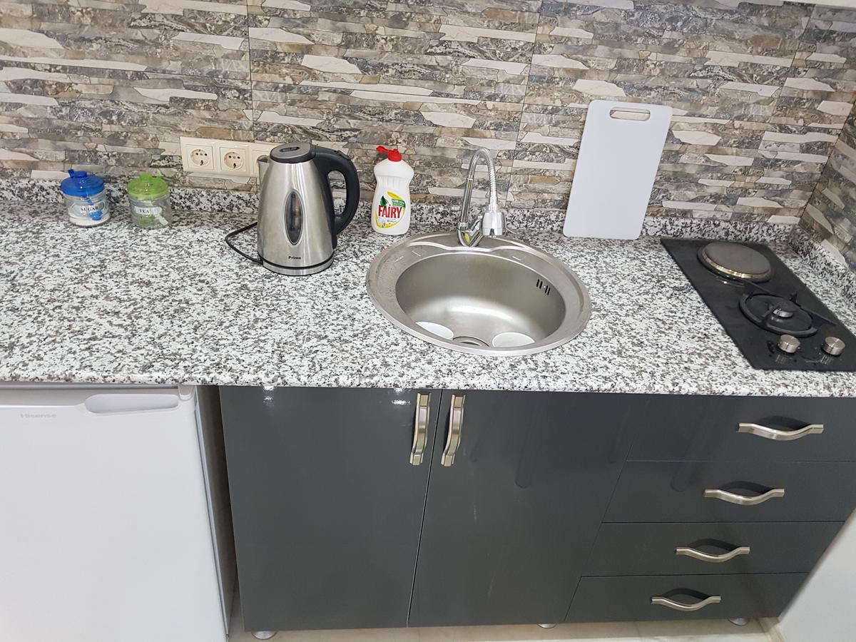 Apartment In Front Of Mcdonald'S Батуми Экстерьер фото