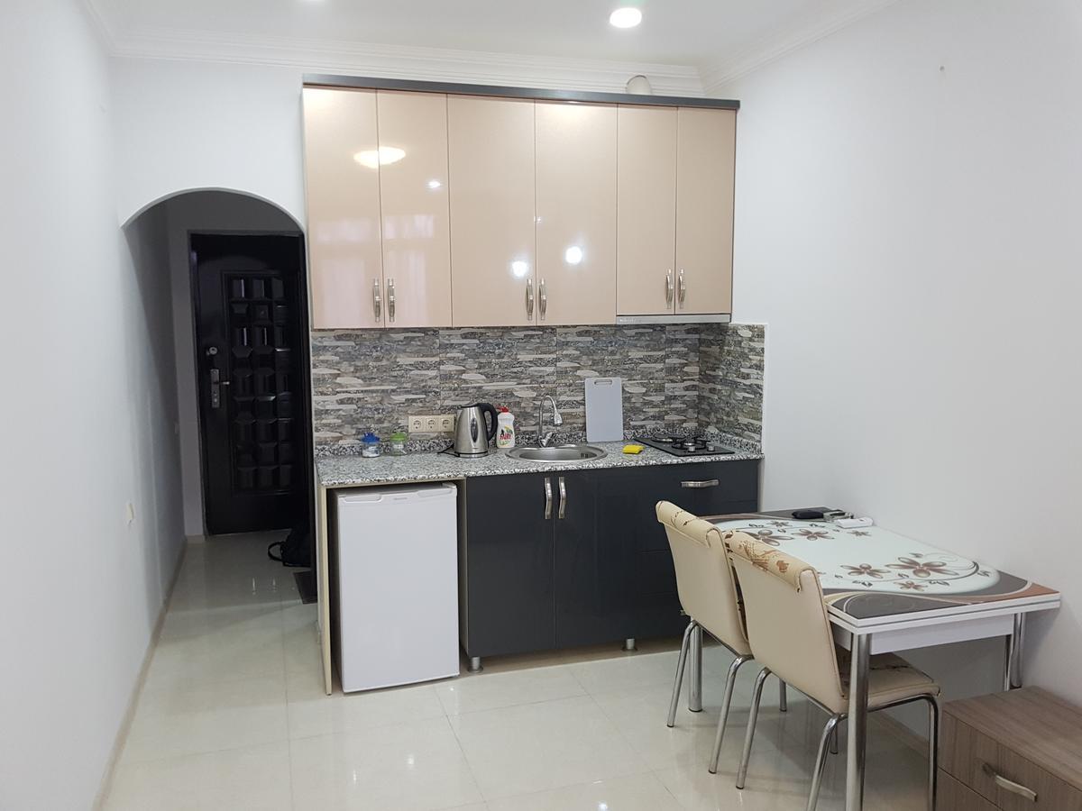 Apartment In Front Of Mcdonald'S Батуми Экстерьер фото