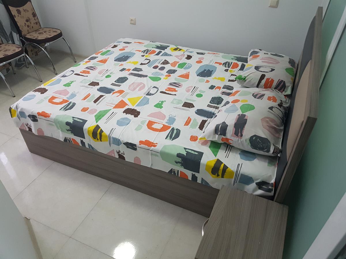 Apartment In Front Of Mcdonald'S Батуми Экстерьер фото