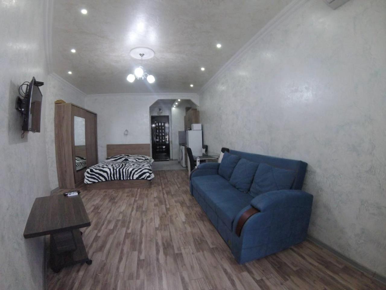 Apartment In Front Of Mcdonald'S Батуми Экстерьер фото